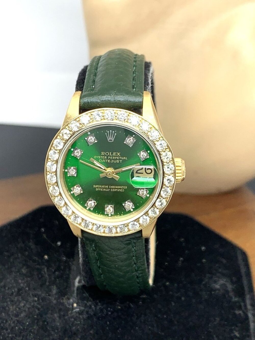 Rolex Datejust Women's Watch 6917 Swiss Automatic 18k Gold Case Diamond 26mm